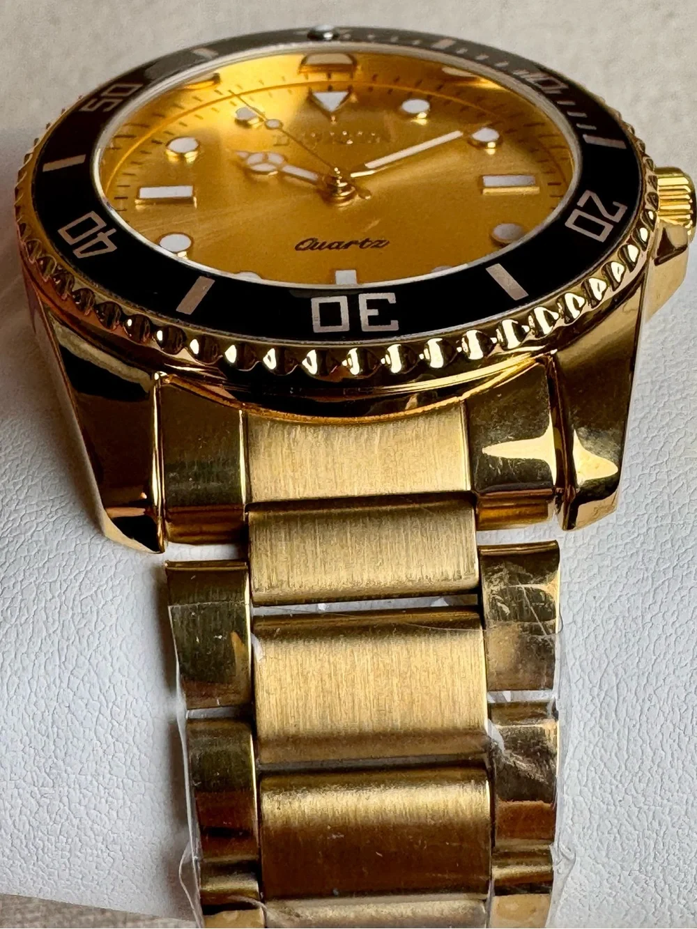 Invicta Diver Gold Dial / Black Bezel 42mm Quartz Watch 69396 NWT